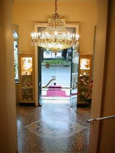 Xtrallusion offers characteristic Bed and Breakfast, B&B, Guest House, Hotel, Albergo and Country Lodge accommodation in Italy. Plus independent self-guided Walking, Adventure, Activity, Skiing and Paragliding Holiday itineraries on the Italian Rivieras, in the Italian Lakes, in the Italian Alps and in some of the most beautiful corners of Italy.